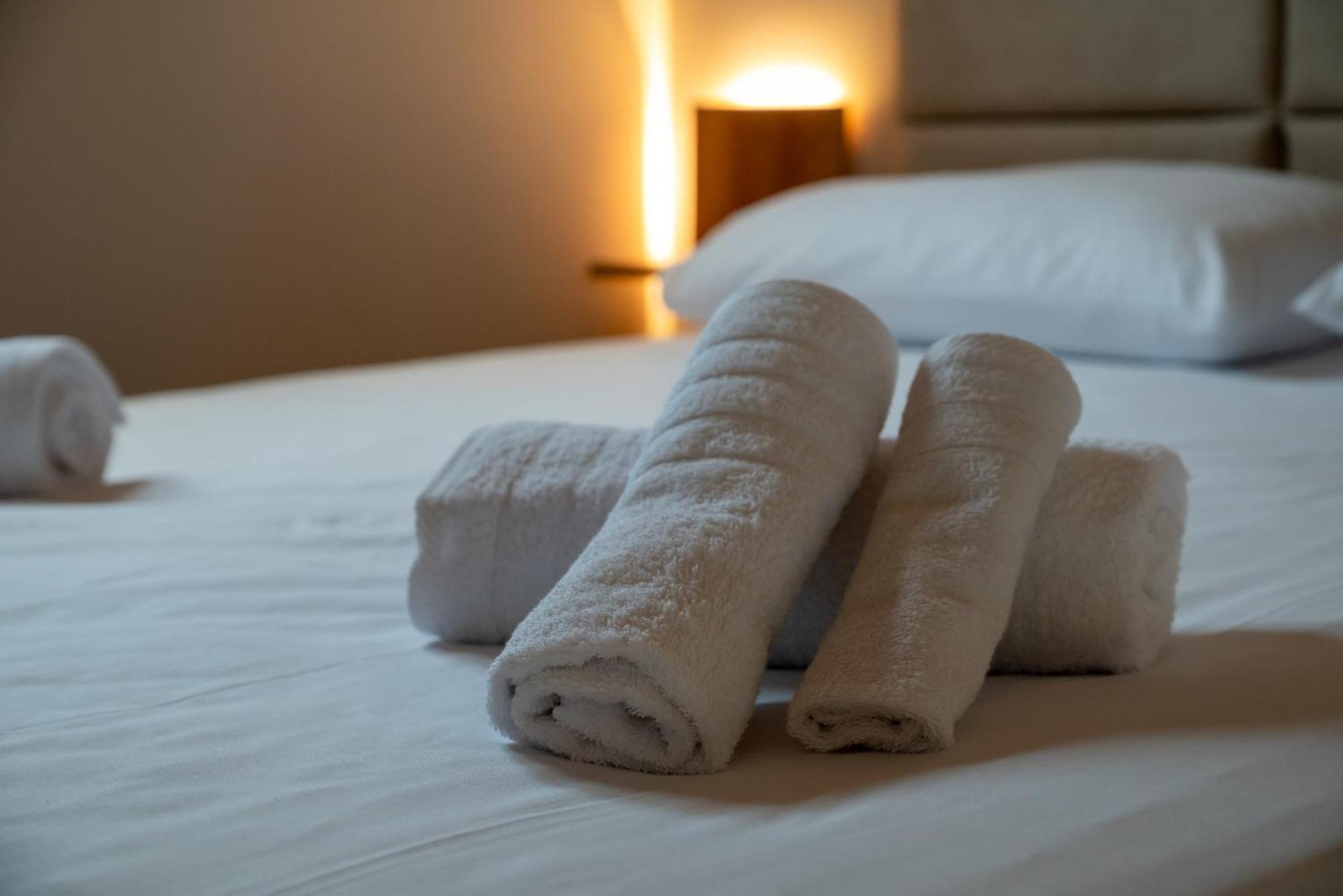 Paradise Apartments Artemida Ngoại thất bức ảnh