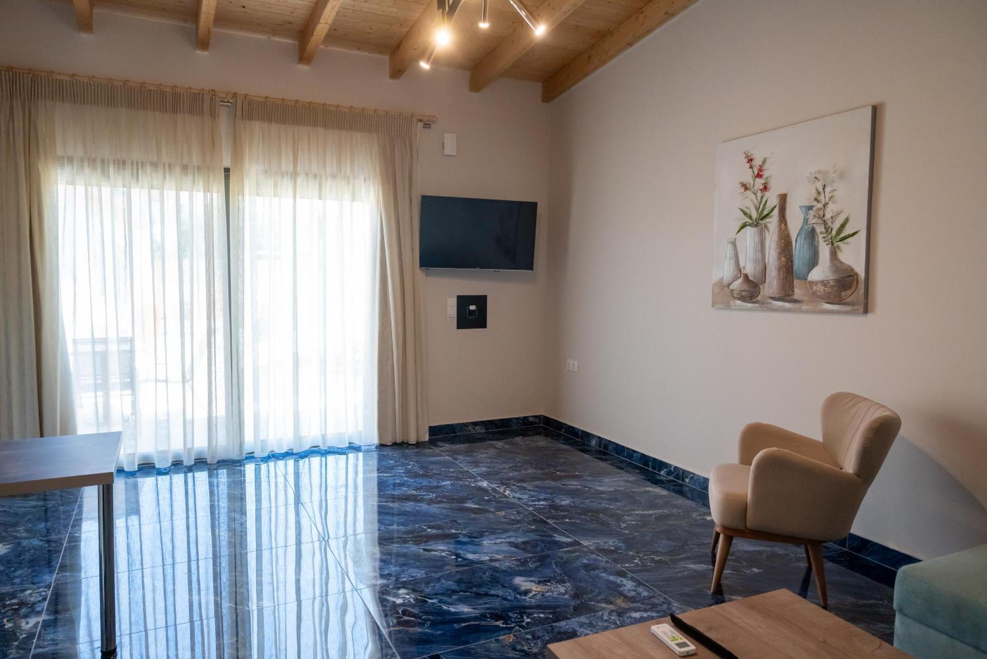 Paradise Apartments Artemida Ngoại thất bức ảnh