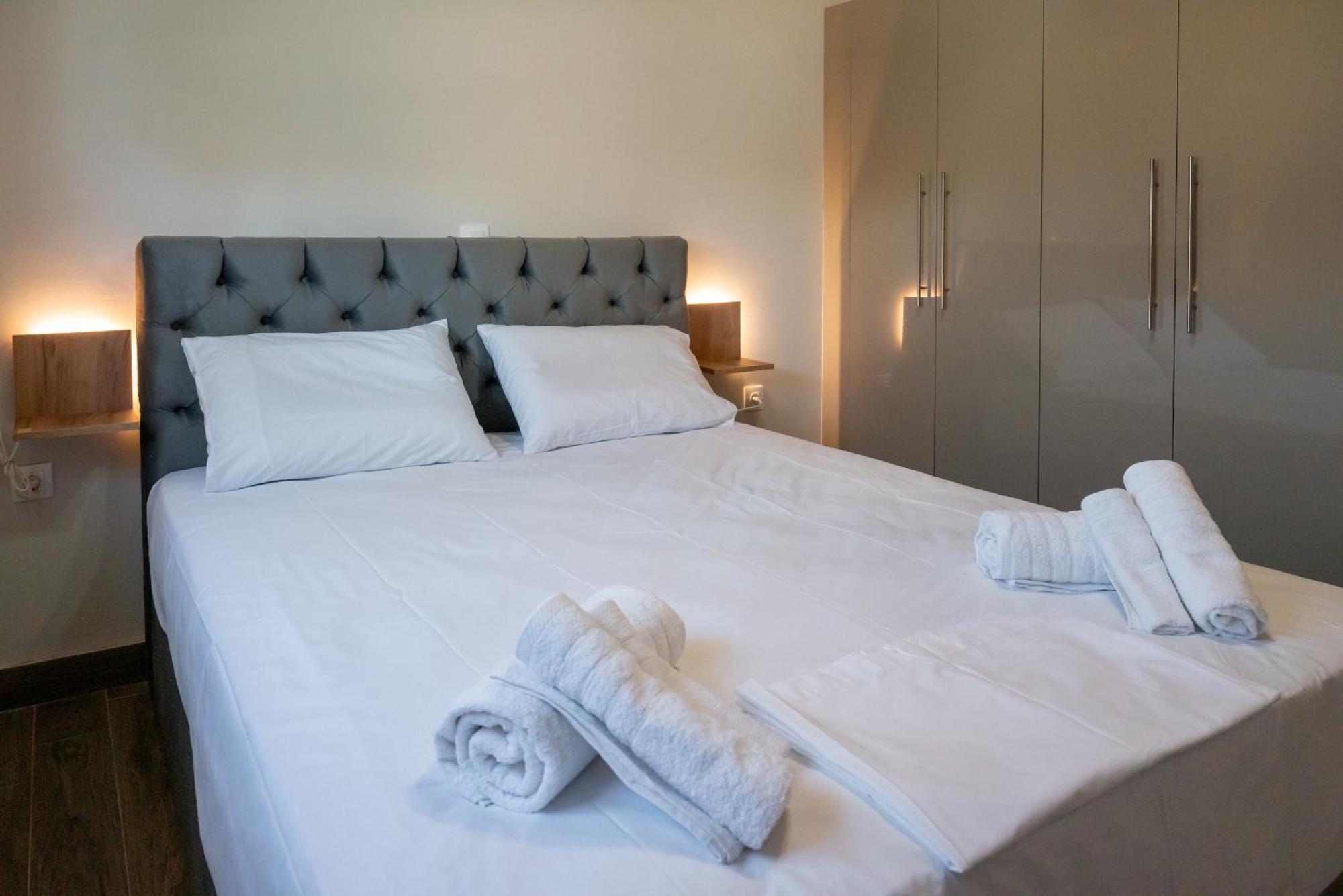 Paradise Apartments Artemida Ngoại thất bức ảnh