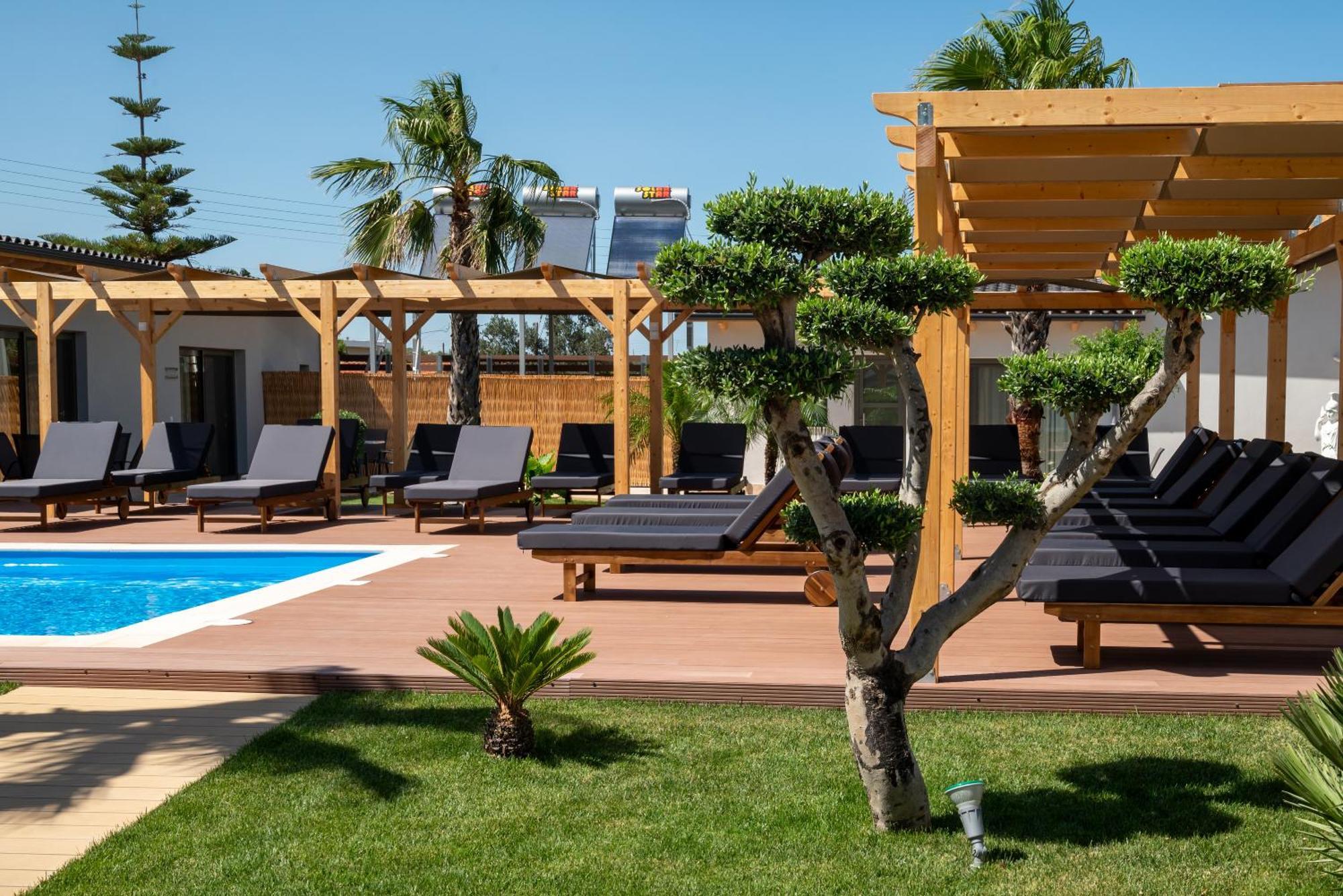 Paradise Apartments Artemida Ngoại thất bức ảnh